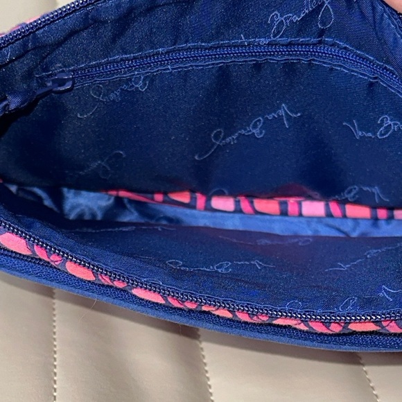 Vera Bradley Katalina Pink Diamonds Breast Cancer Bag Iconic Little Hipster EUC - Picture 3 of 12